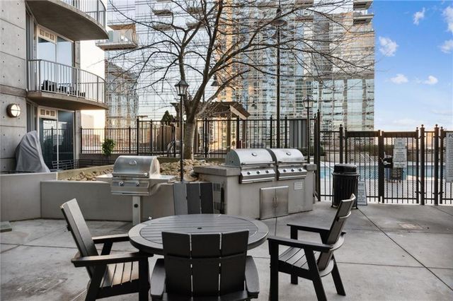 400 W Peachtree Street NW 3511, Atlanta, GA 30308