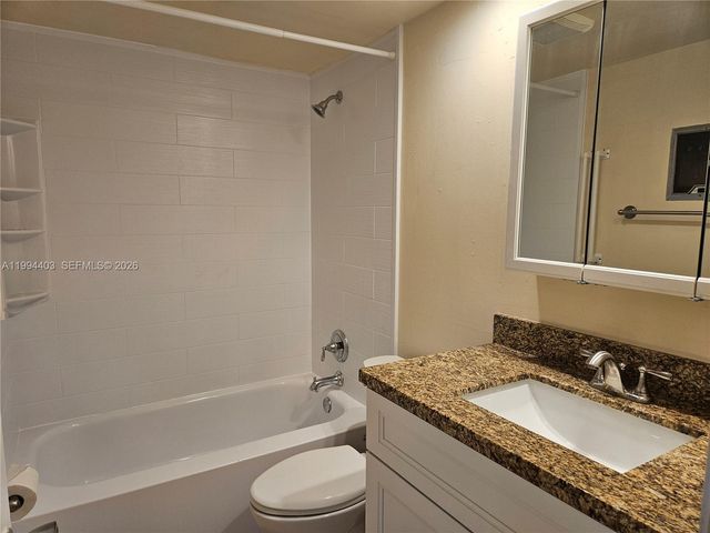 250 Layne Blvd 105, Hallandale Beach, FL 33009