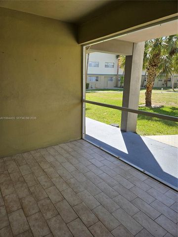 250 Layne Blvd 105, Hallandale Beach, FL 33009