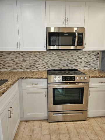 250 Layne Blvd 105, Hallandale Beach, FL 33009