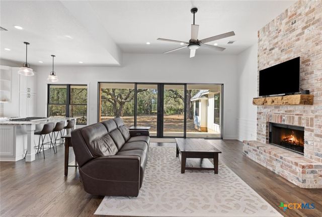 340 Mark Young Road, Smithville, TX 78957