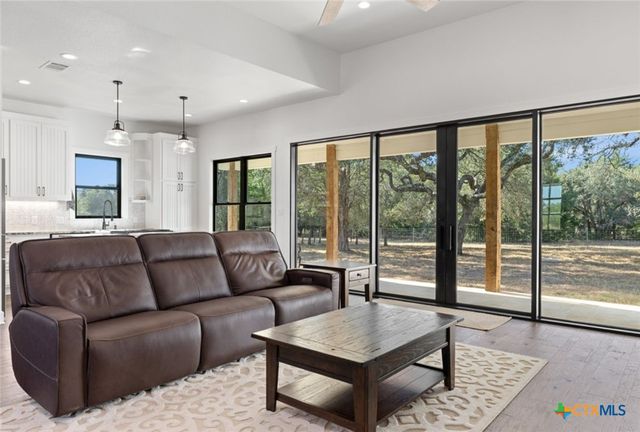 340 Mark Young Road, Smithville, TX 78957