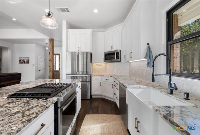 340 Mark Young Road, Smithville, TX 78957