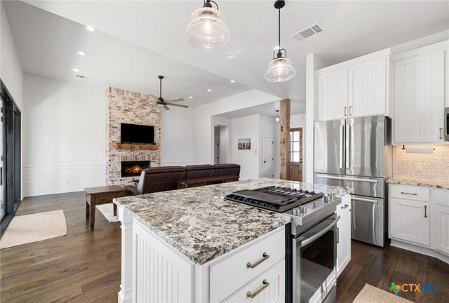 340 Mark Young Road, Smithville, TX 78957