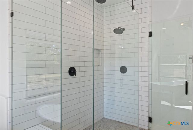 340 Mark Young Road, Smithville, TX 78957