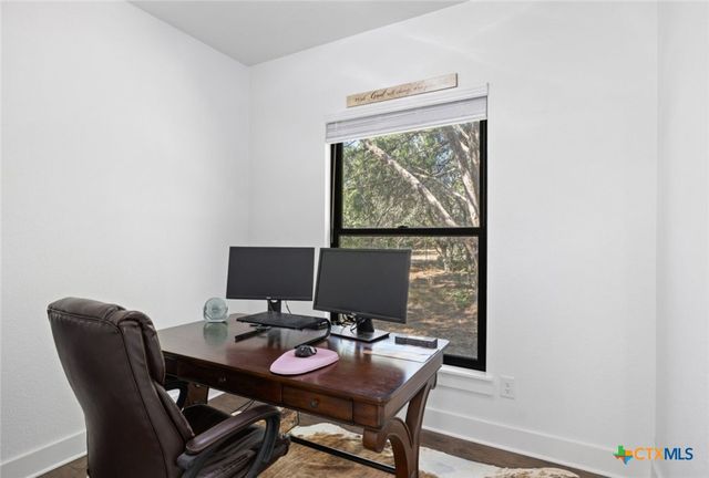 340 Mark Young Road, Smithville, TX 78957