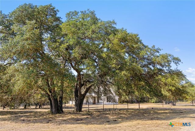 340 Mark Young Road, Smithville, TX 78957