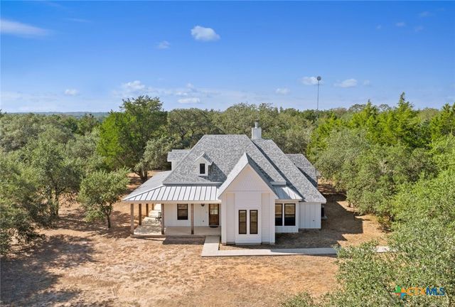 340 Mark Young Road, Smithville, TX 78957