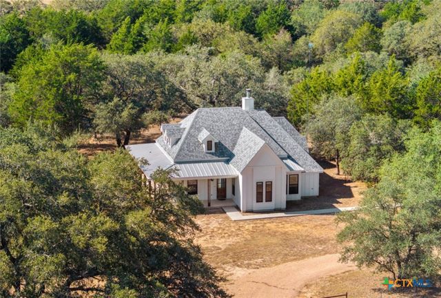 340 Mark Young Road, Smithville, TX 78957