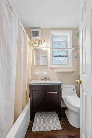 27-28 Humphreys Street, East Elmhurst, NY 11369