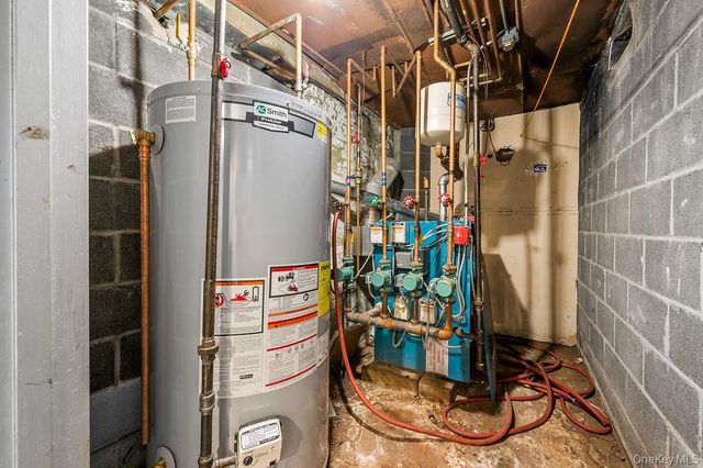 27-28 Humphreys Street, East Elmhurst, NY 11369