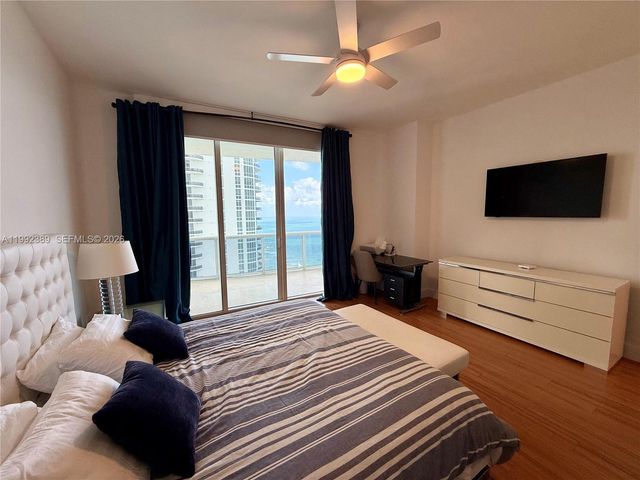 15901 Collins Ave 2802, Sunny Isles Beach, FL 33160