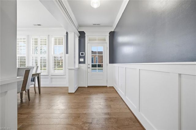 2210 Treasure Island DR, Virginia Beach, VA 23455