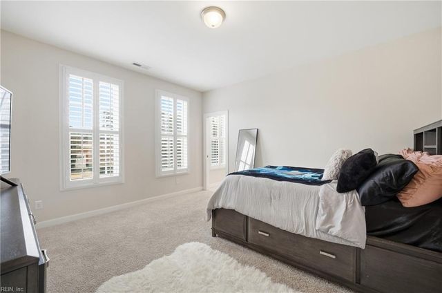 2210 Treasure Island DR, Virginia Beach, VA 23455