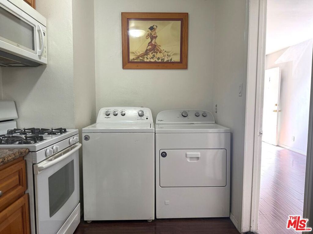 Image 39 of property listing at 1450 Butler Avenue, Los Angeles, CA 90025