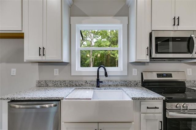 466 Mount Zion Church Road, Tallapoosa, GA 30176