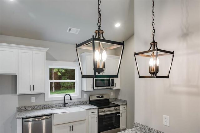 466 Mount Zion Church Road, Tallapoosa, GA 30176