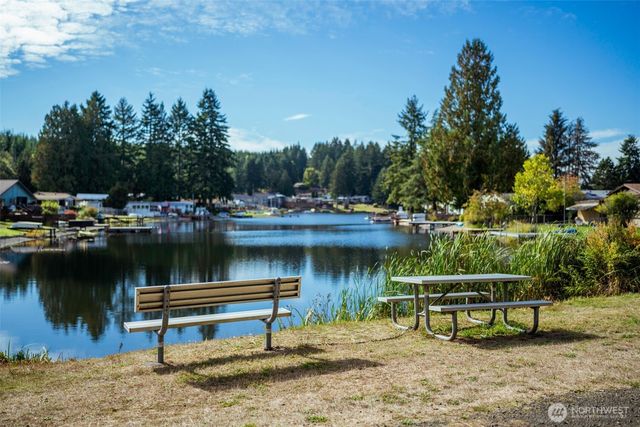 70 SE Crescent Drive, Shelton, WA 98584
