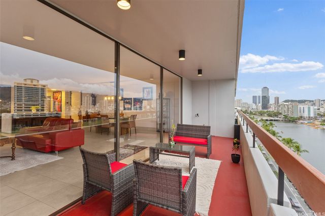 2029 Ala Wai Boulevard PH2, Honolulu, HI 96815