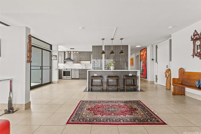 2029 Ala Wai Boulevard PH2, Honolulu, HI 96815