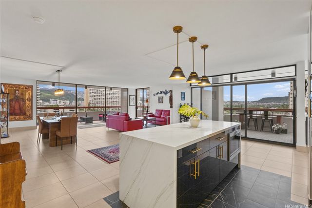 2029 Ala Wai Boulevard PH2, Honolulu, HI 96815