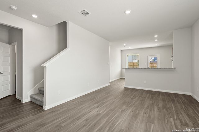 187 Hunters Camp, San Antonio, TX 78245