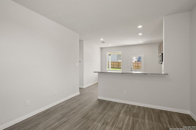 187 Hunters Camp, San Antonio, TX 78245