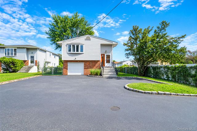 263 Commack Road, Deer Park, NY 11729