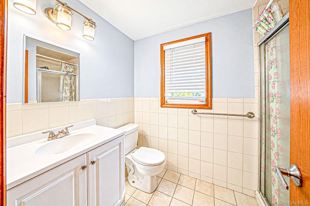 263 Commack Road, Deer Park, NY 11729