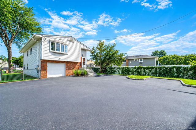 263 Commack Road, Deer Park, NY 11729