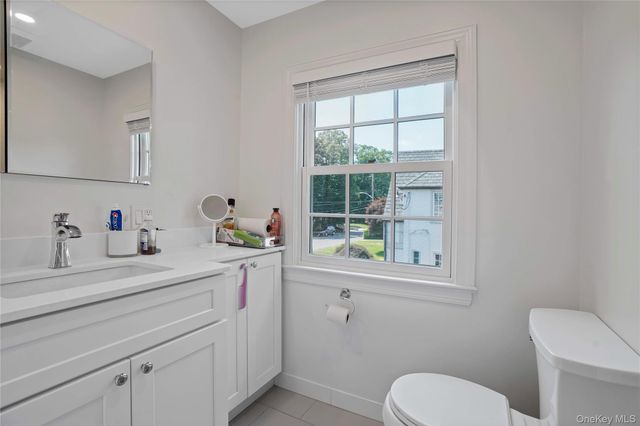 30 Summit Street, Eastchester, NY 10709