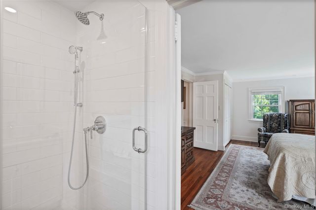 30 Summit Street, Eastchester, NY 10709