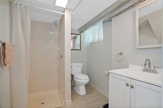 30 Summit Street, Eastchester, NY 10709