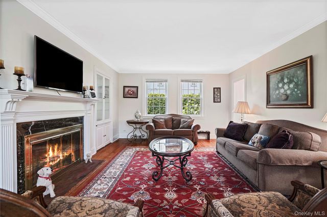 30 Summit Street, Eastchester, NY 10709