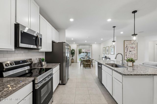 1083 WELDA Lane, Jacksonville, FL 32221
