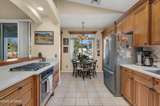 7263 E Placita Rancho La Cholla, Tucson, AZ 85715