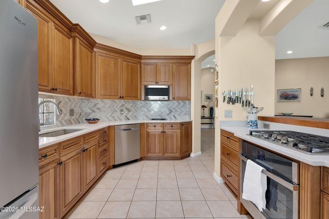 7263 E Placita Rancho La Cholla, Tucson, AZ 85715