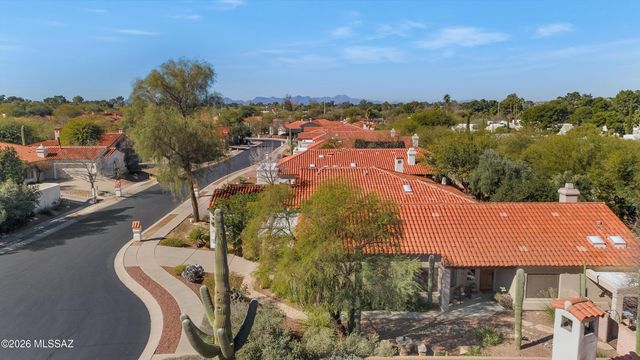 7263 E Placita Rancho La Cholla, Tucson, AZ 85715