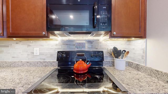 7005 NAPA DR, Chesapeake Beach, MD 20732