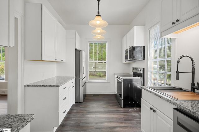 413 W Market Street, Anderson, SC 29624