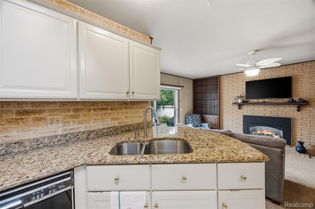 38750 Grandon Street, Livonia, MI 48150
