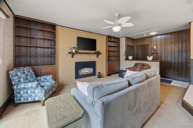 38750 Grandon Street, Livonia, MI 48150