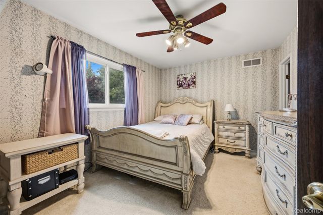 38750 Grandon Street, Livonia, MI 48150