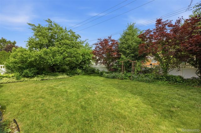38750 Grandon Street, Livonia, MI 48150
