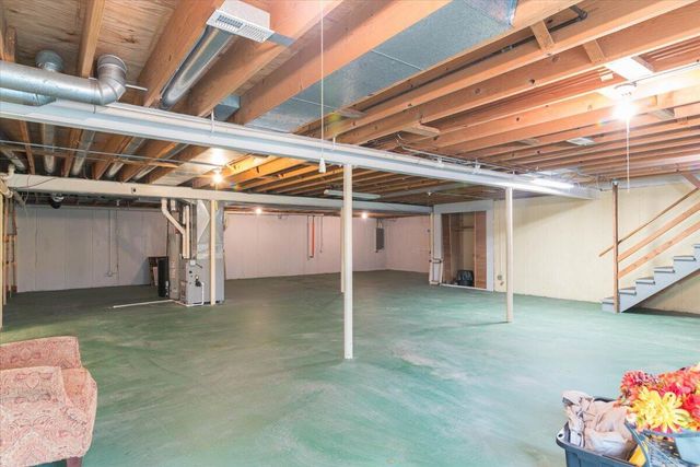 9131 Colfax Street, Crown Point, IN 46307