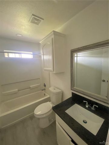 6910 Venus Street, Edinburg, TX 78542