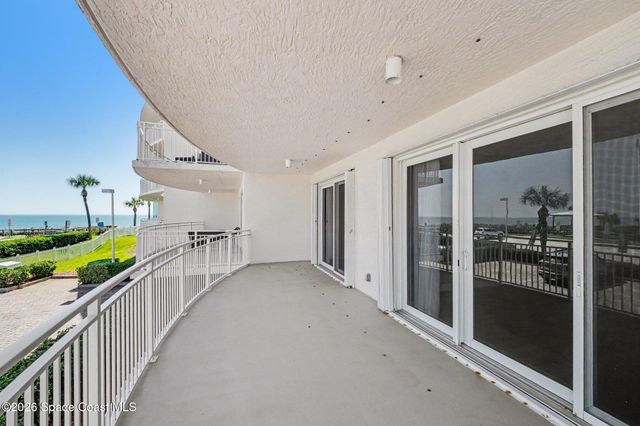 601 N Miramar Avenue 108, Indialantic, FL 32903