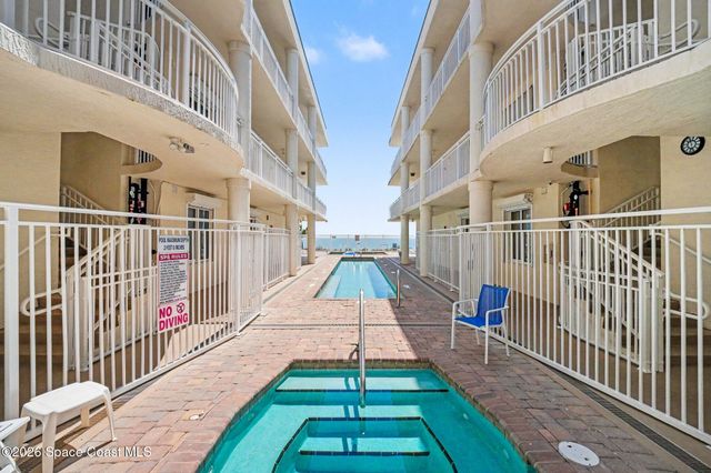 601 N Miramar Avenue 108, Indialantic, FL 32903