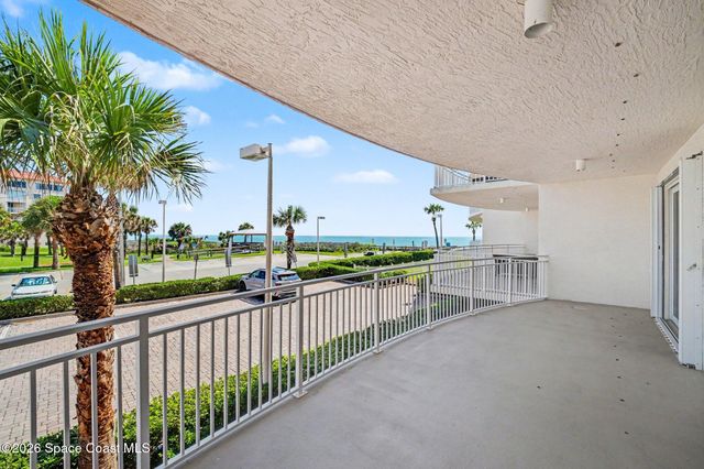 601 N Miramar Avenue 108, Indialantic, FL 32903