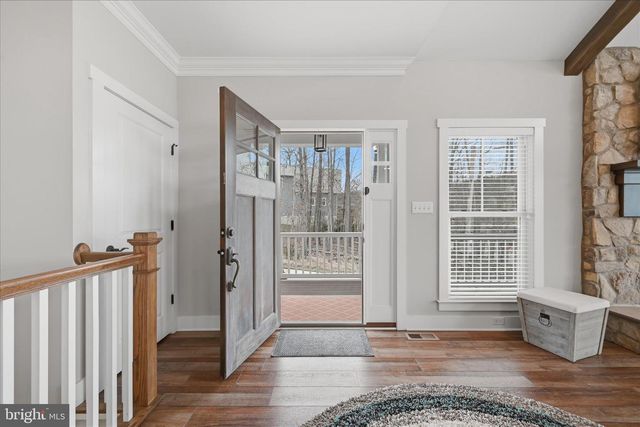 504 SLEIGH DR, Cross Junction, VA 22625
